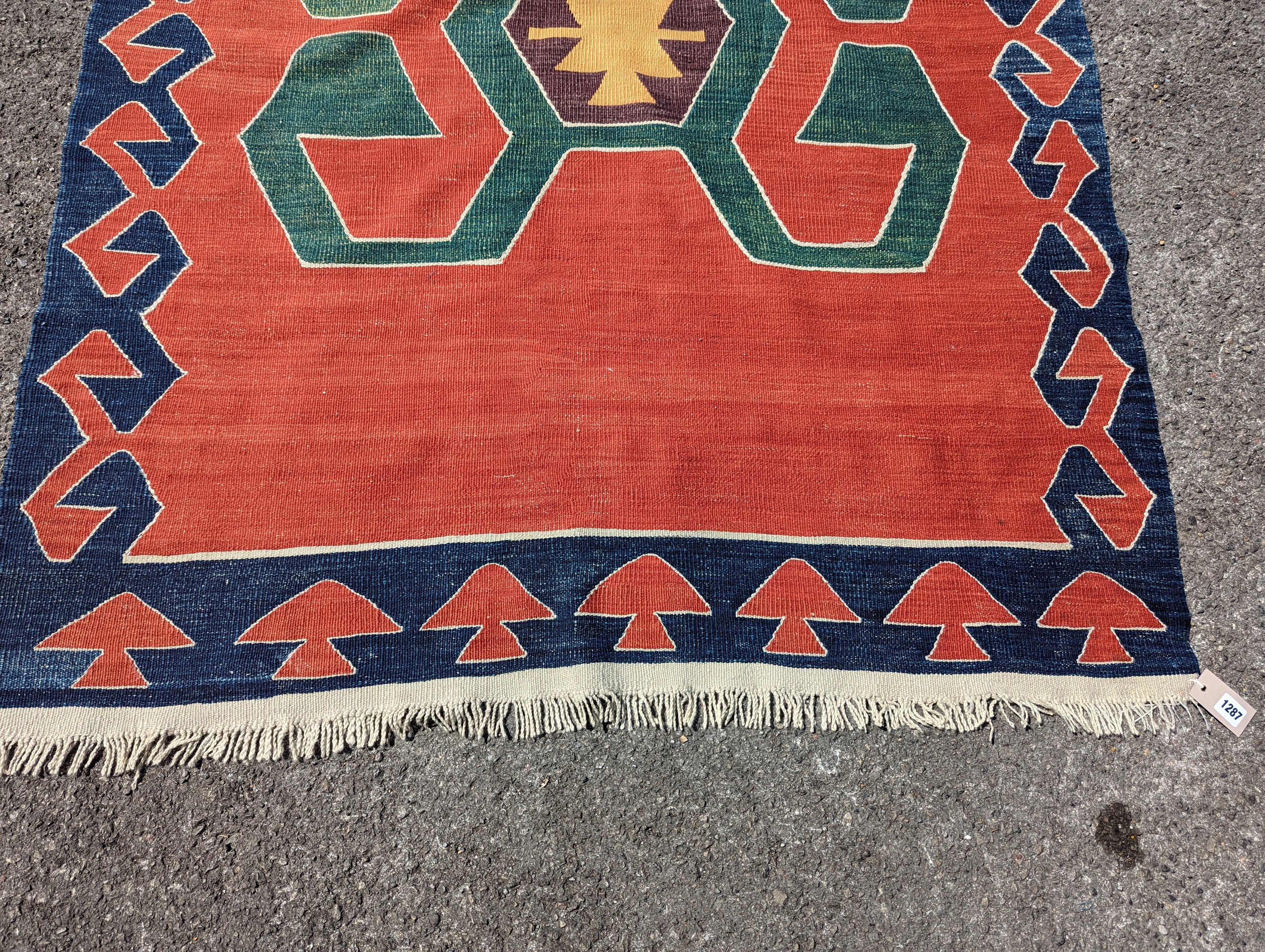 An Anatolian flatweave rug, 170 x 130cm